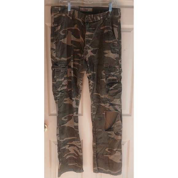 Wrangler Camo Cargo Pants 34X30 MODEL# 70BRW4M CAMOUFLAGE EUC - Picture 1 of 5